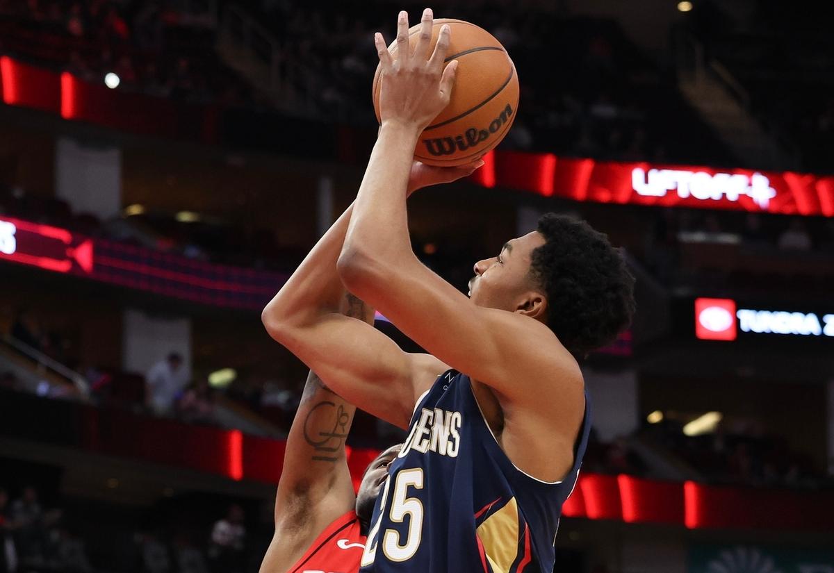 穆雷回归赛场，爆冷首场状态亮眼，勇士观众沸腾！